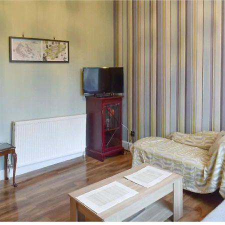 1 Bed In The Outskirts Of Edinburgh, Free Wifi & Street Parking, Self-Catering Appartamento Broxburn Esterno foto